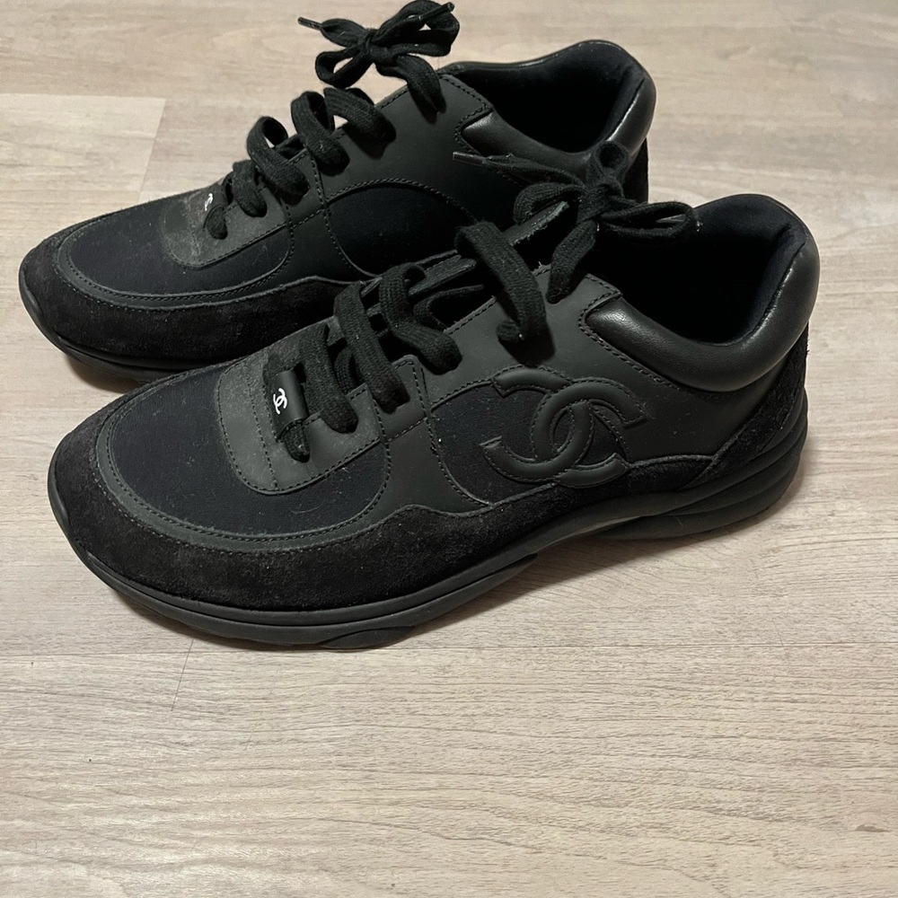 Chanel neoprene sneakers 39